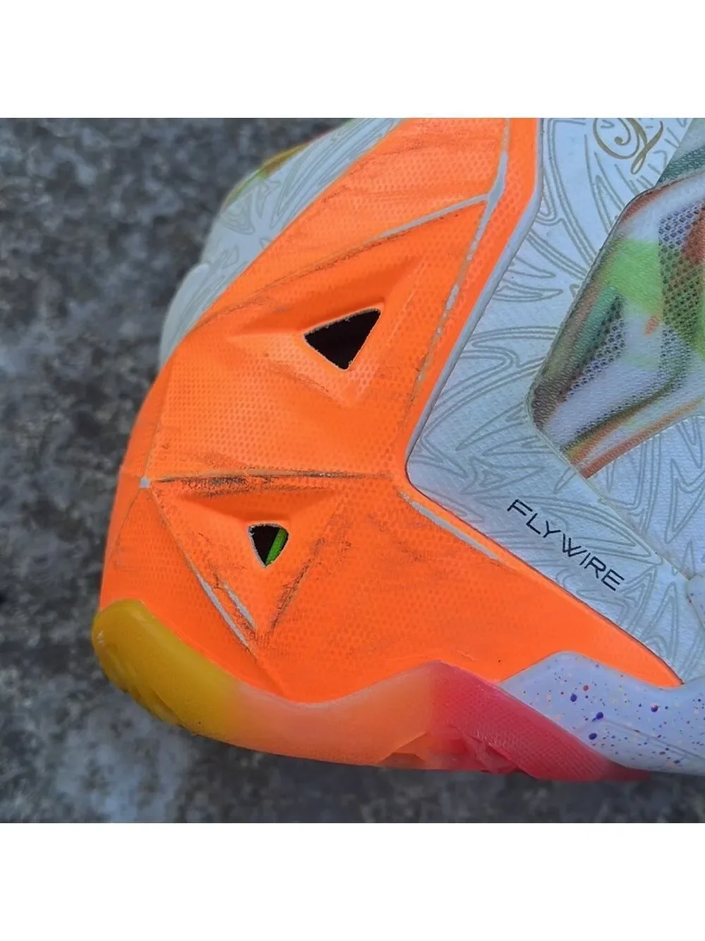 Nike ‘What The’ LeBron 11 - Size 8